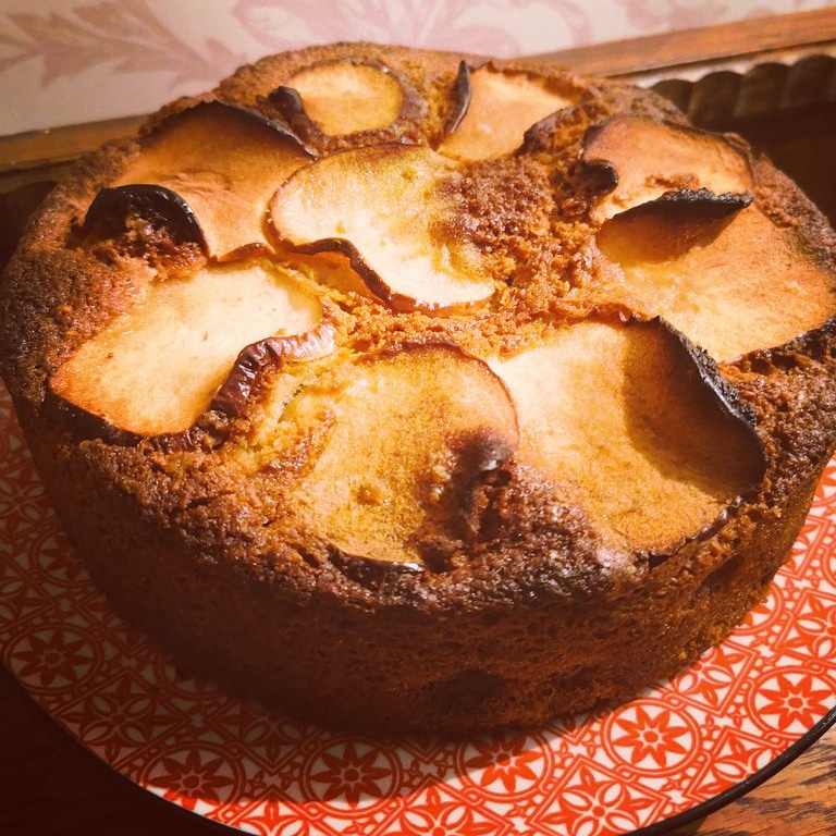 Apple and tarragon cake David in the kitchen.